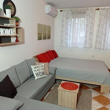 Studio Galerija Apartment Subotica Ngoại thất bức ảnh